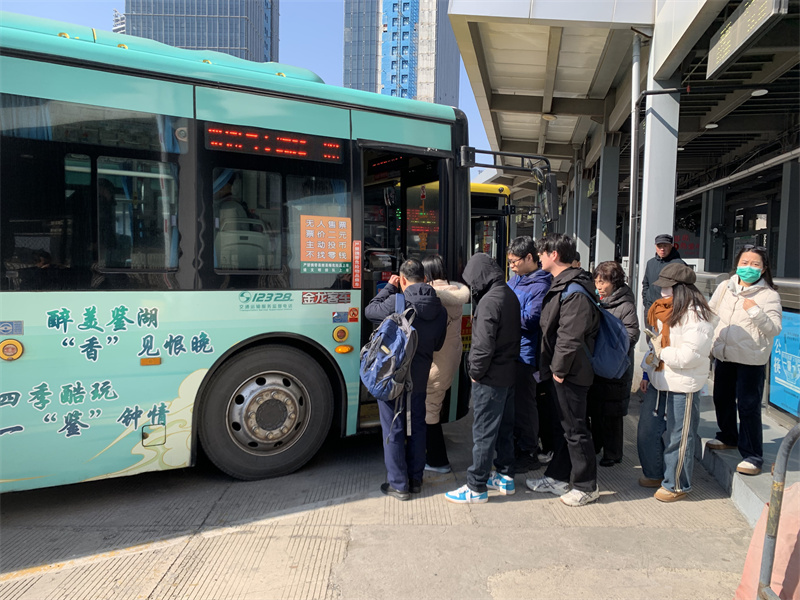 1738743704990842.jpg 1-北站上下車.jpg